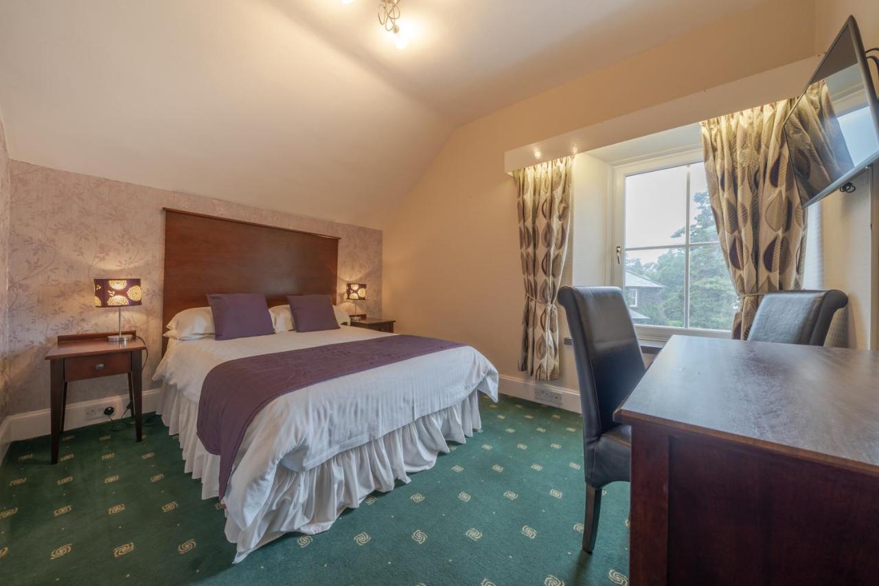 The Ravensworth- Adults Only 2*