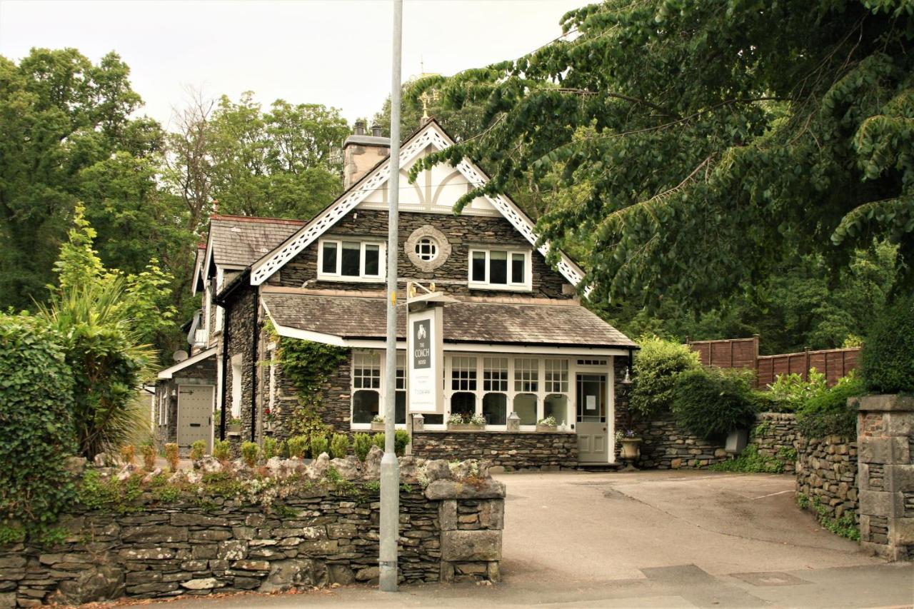 Guest house The Coach House