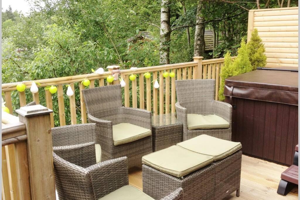 Mistletoe One Luxury With Hot Tub Holiday home