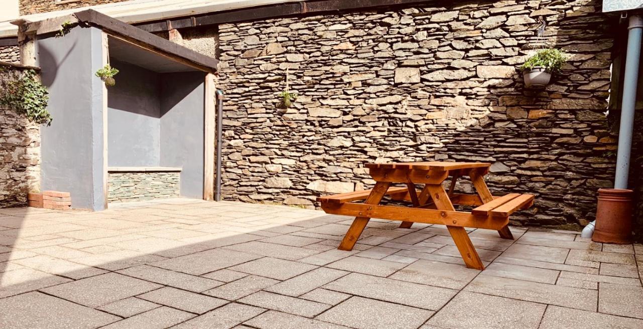 Woodland - Private Courtyard - Pet Friendly Retreat In The Heart Of Holiday home Windermere