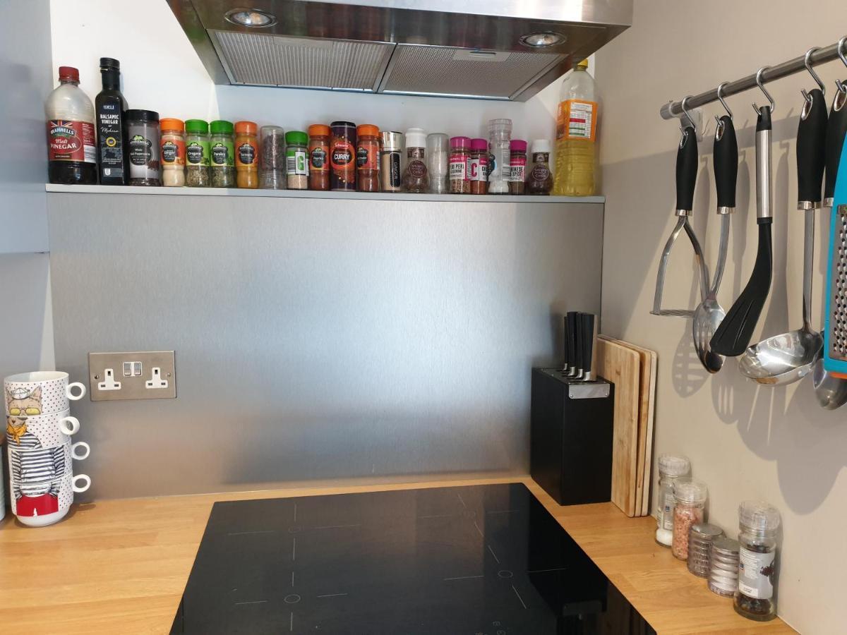 Number 2 Centre Shops Pubs Restaurants Dog Friendly * Windermere