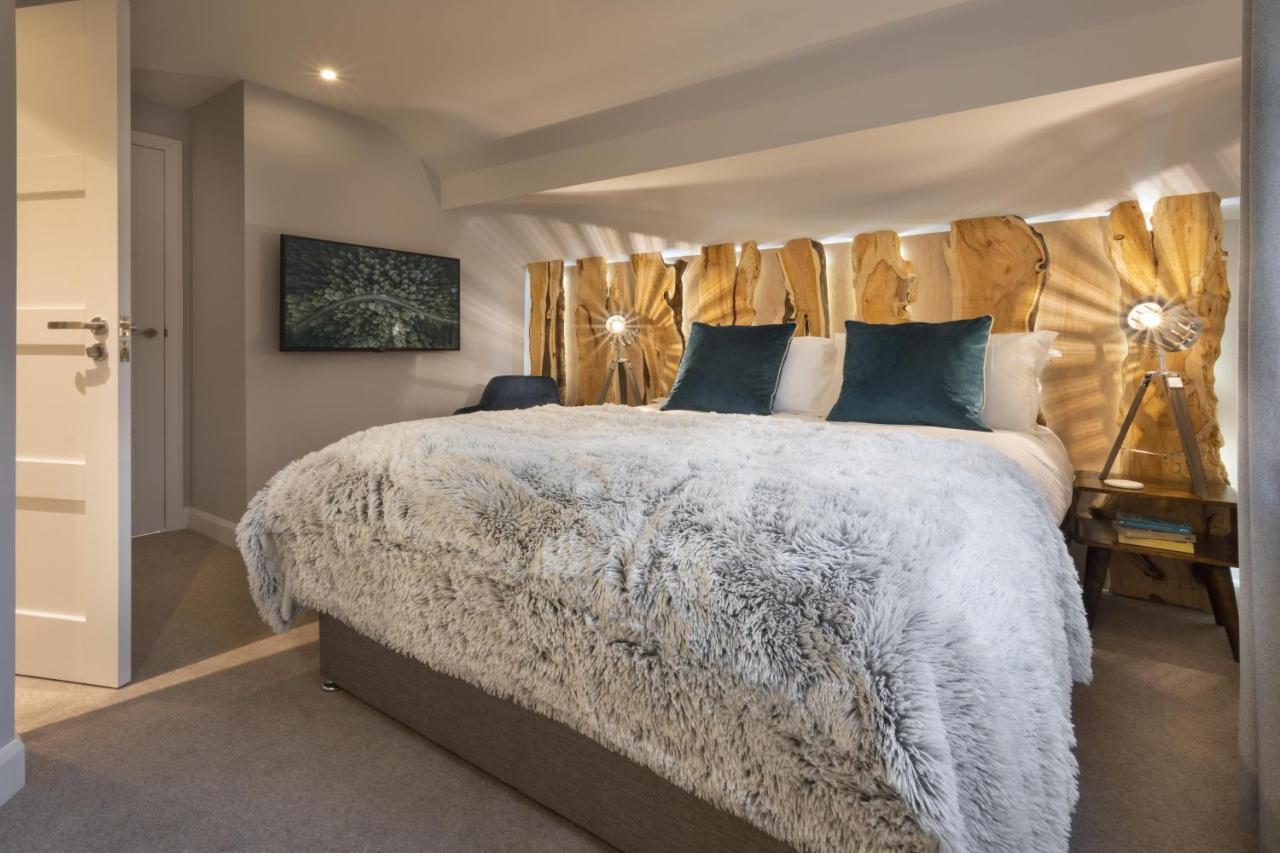 Woodlands Family Retreat With Hot Tub And Sauna Holiday home Windermere