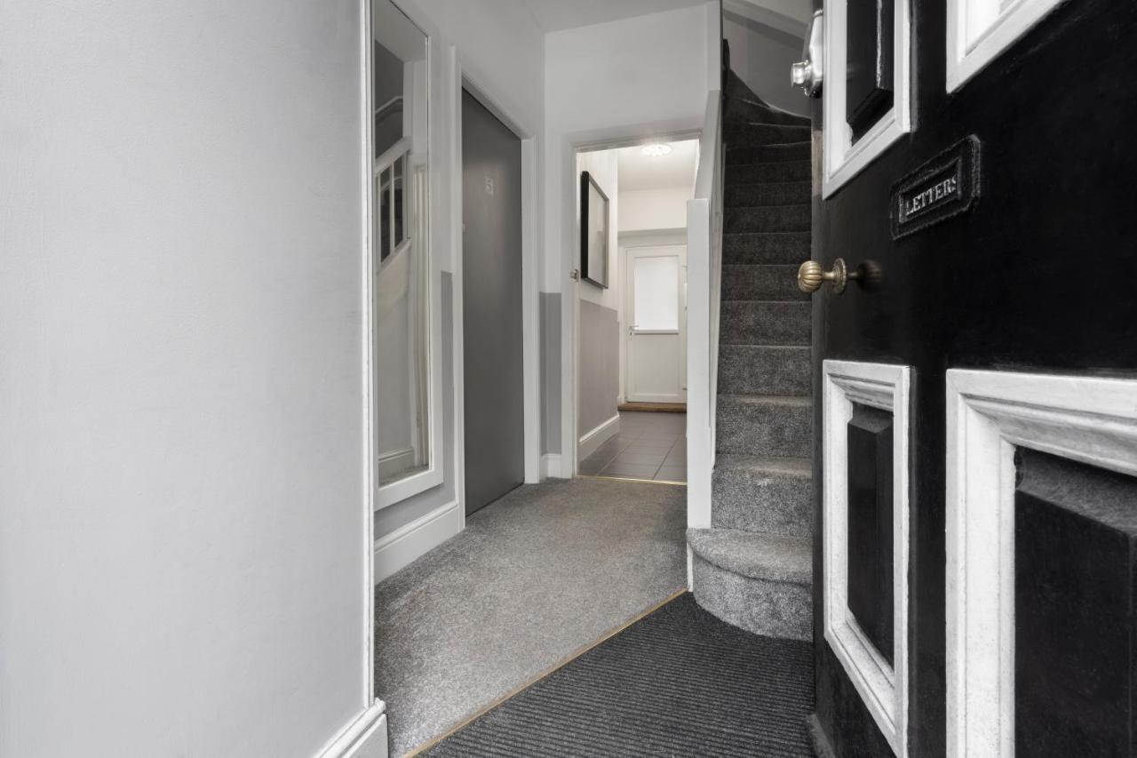Guest house -
