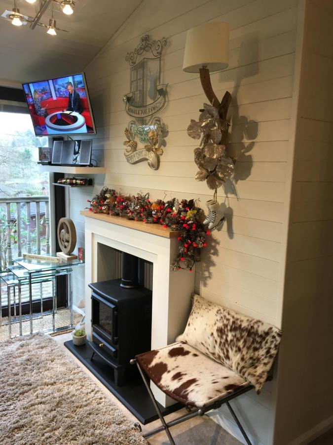 Mistletoe One Luxury With Hot Tub