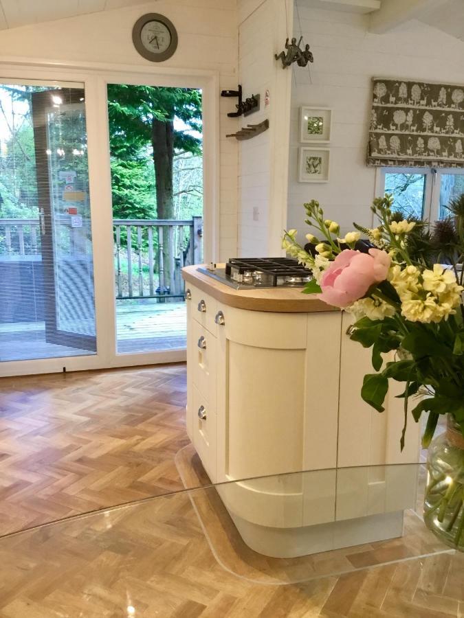 Holiday home Mistletoe One Luxury With Hot Tub Windermere