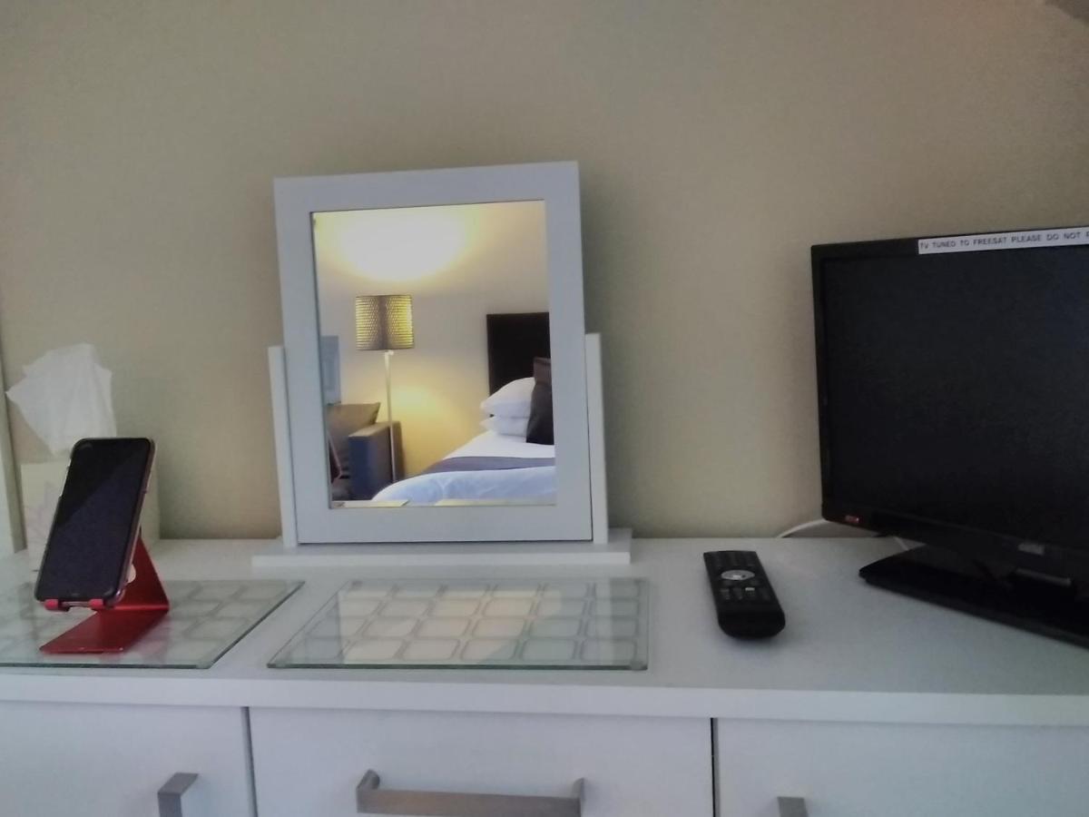 Roger Ground Guest house