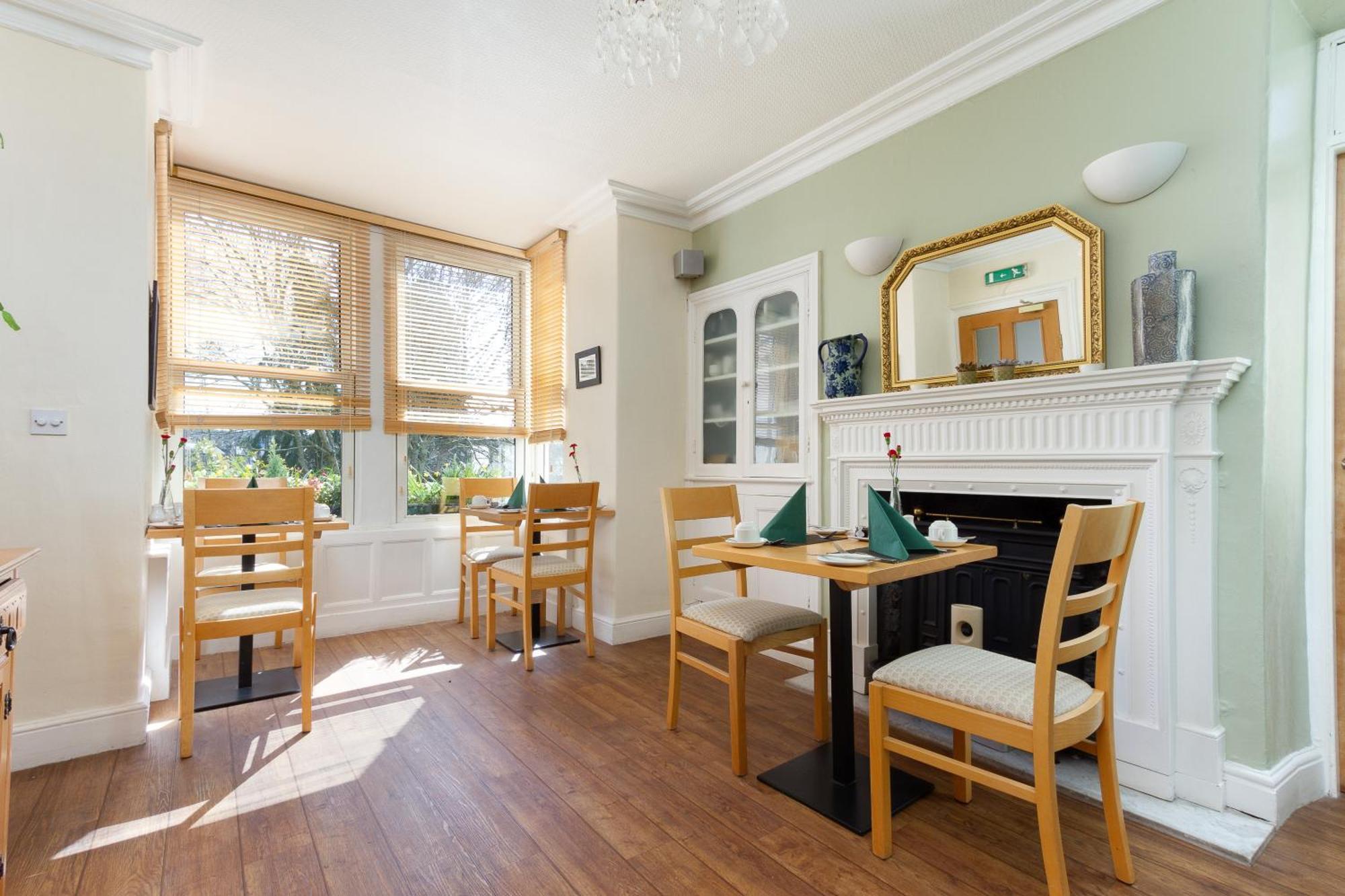 Guest house Southview And Indoor Pool Windermere
