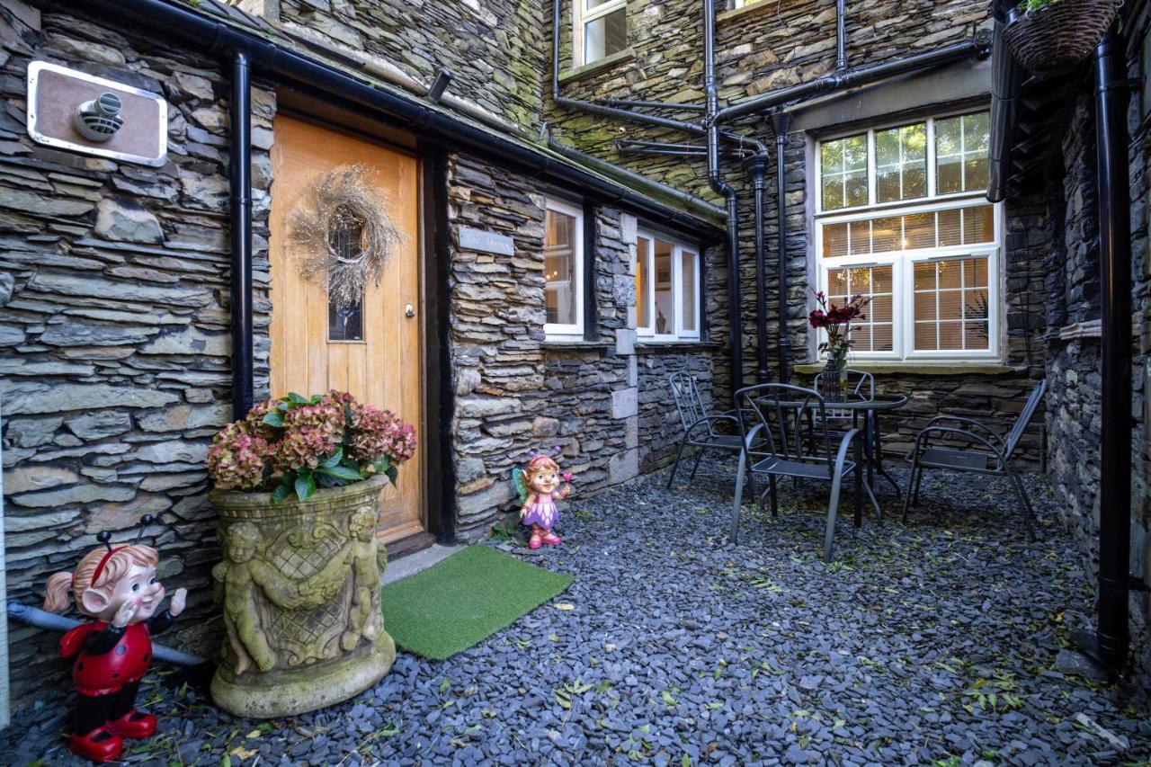The Mews With Free Private Parking *