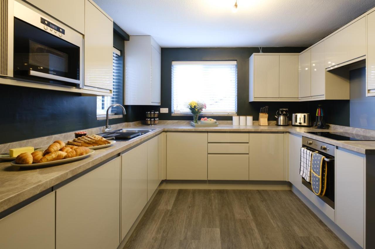 Casa de férias Rockside - Luxury 1 Bedroom With Hot Tub, Location, Parking And Pet Friendly Windermere
