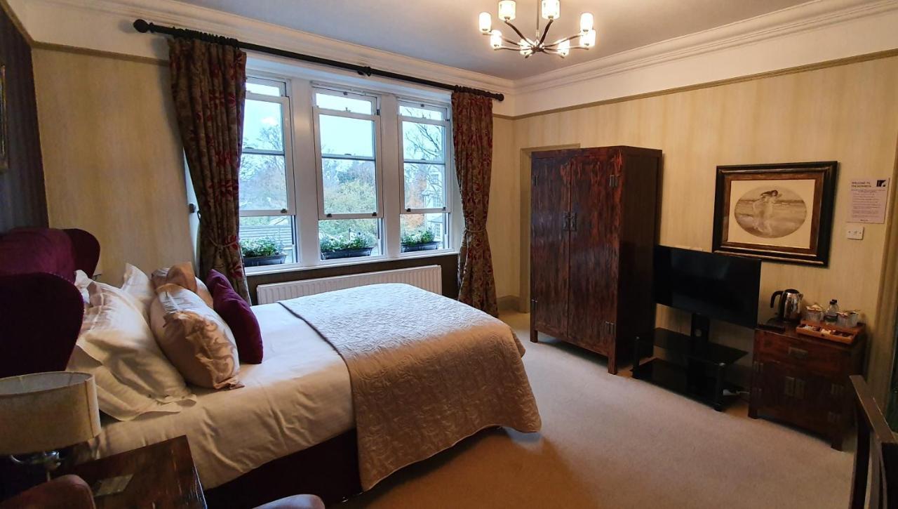 The Howbeck & The Retreat Incl Off-site Health Club And Parking Ev Point Available 5* Windermere