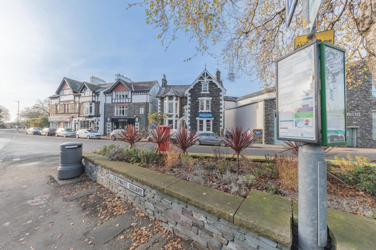 Villa Rayrigg At *