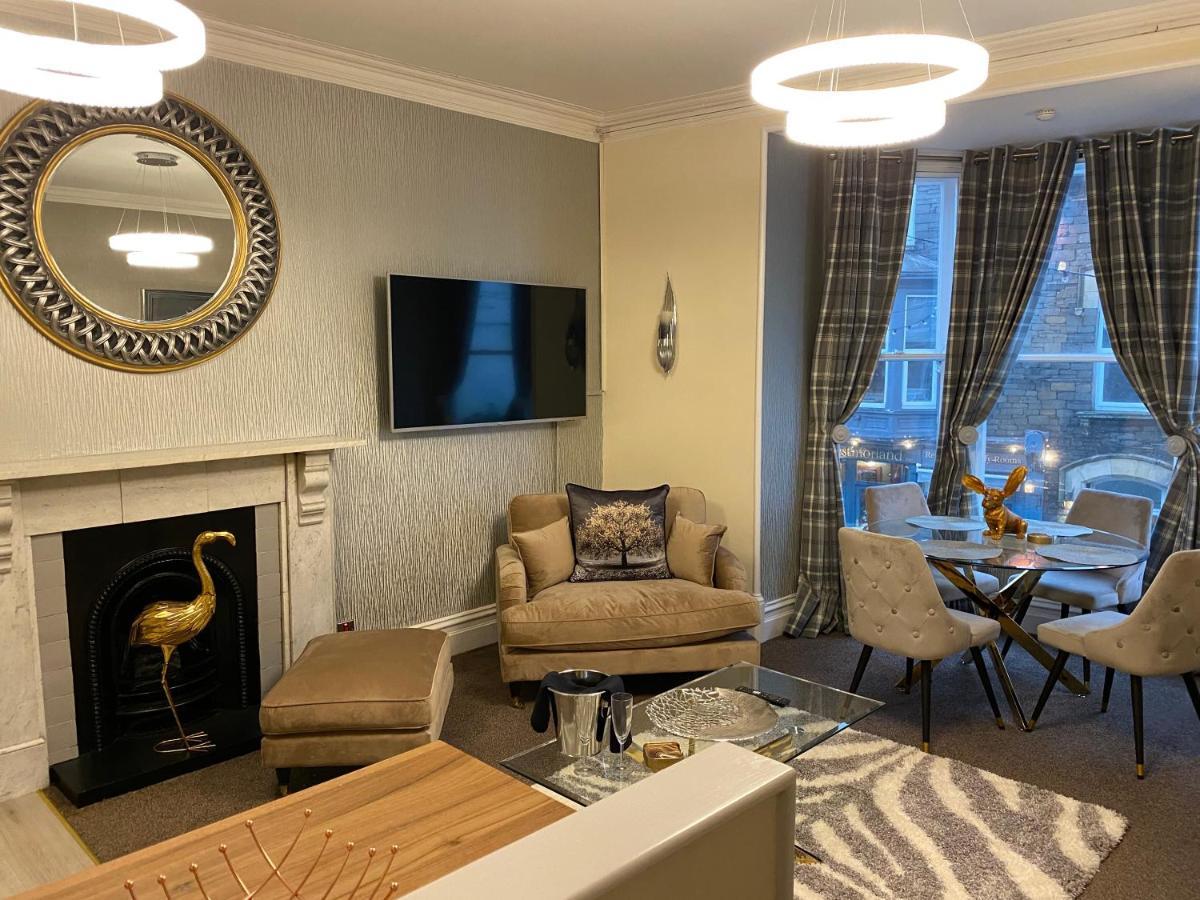 Merewyke Boutique Luxury Family Sleeps 4 , Location *