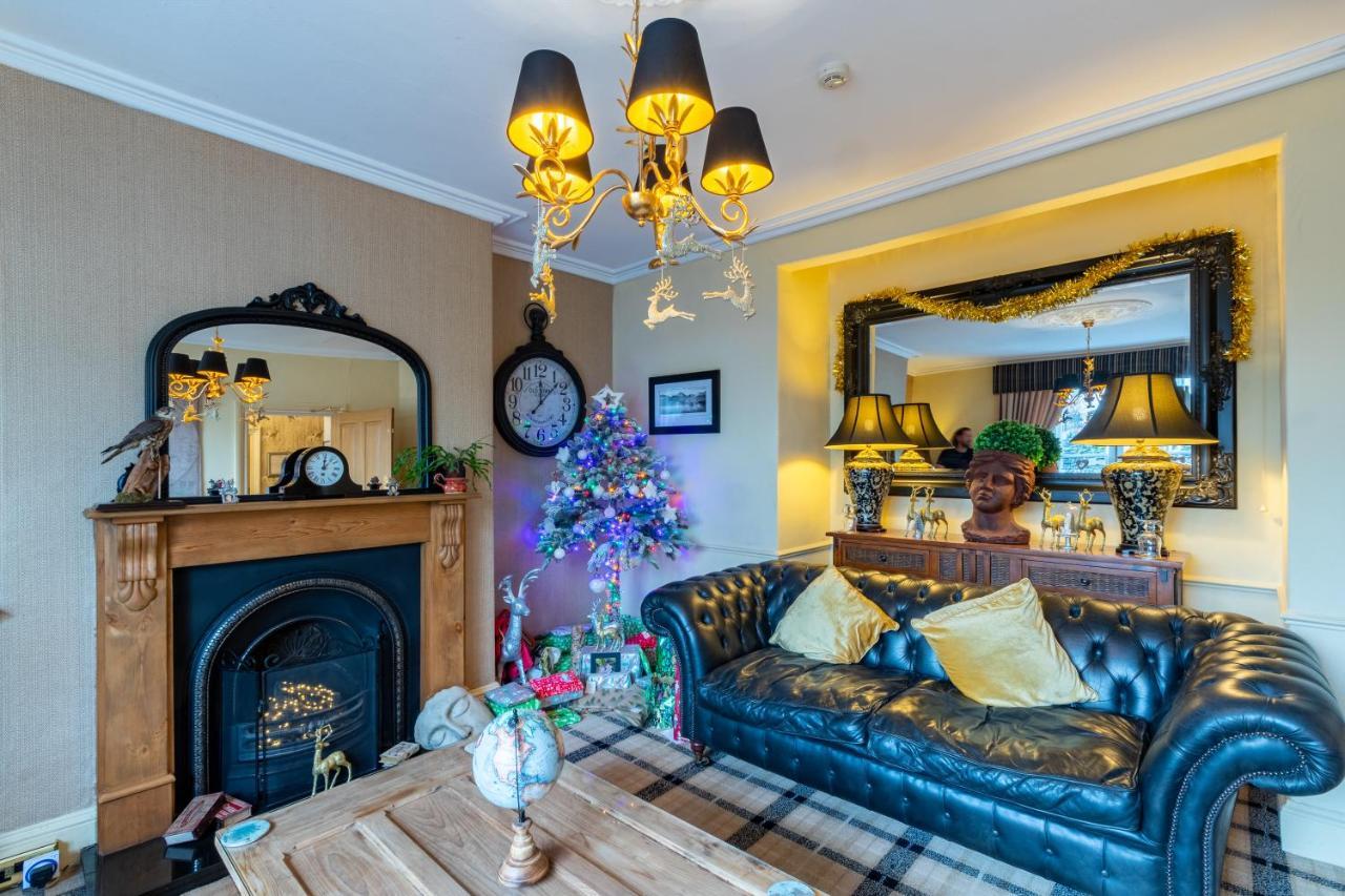 Holly With Free Off Site Health Club Guest house 4*