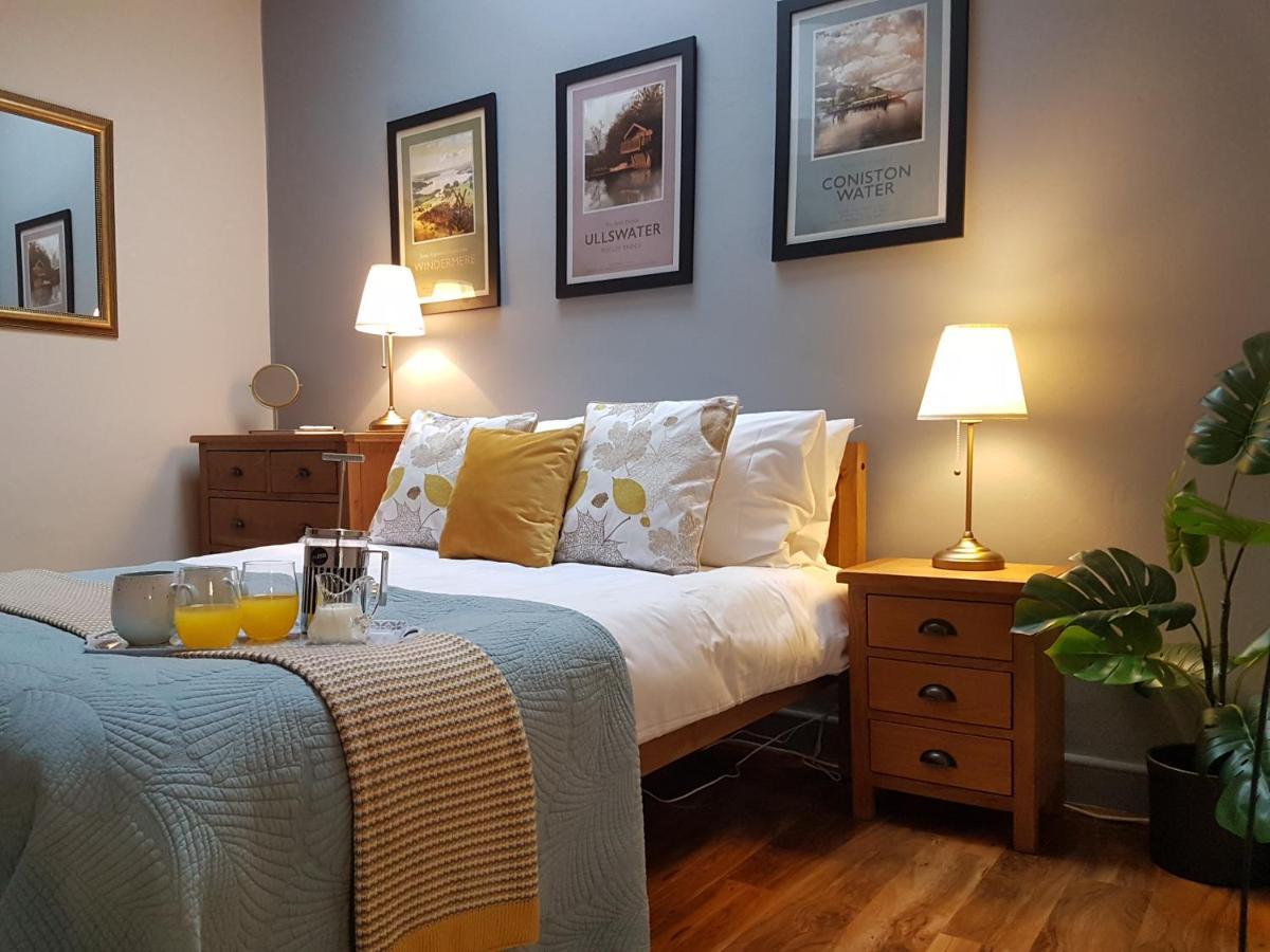 Oak Leaf, Dog Friendly Apartment *