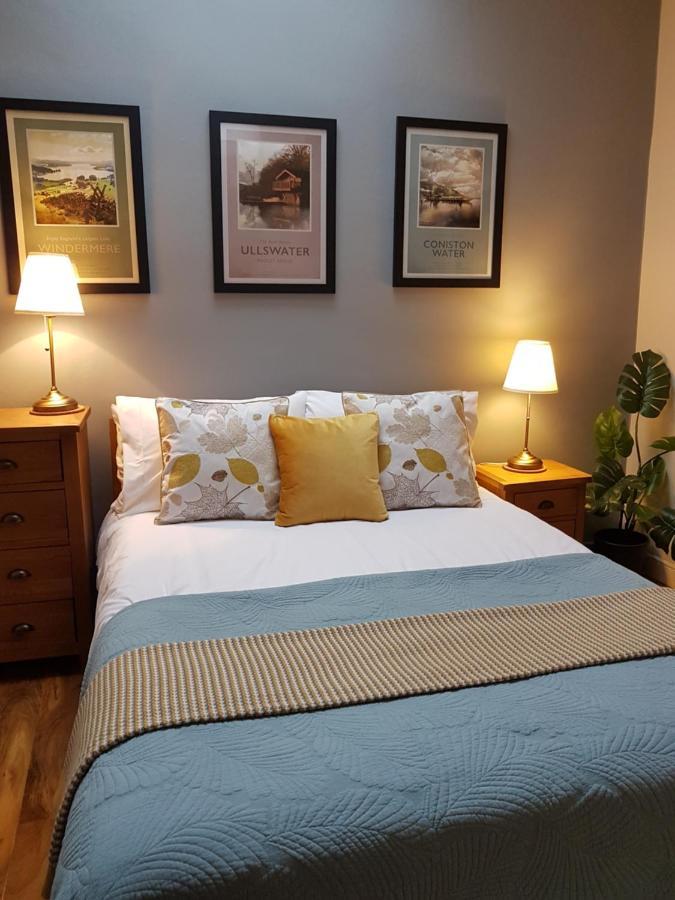 Oak Leaf, Dog Friendly Apartment Windermere