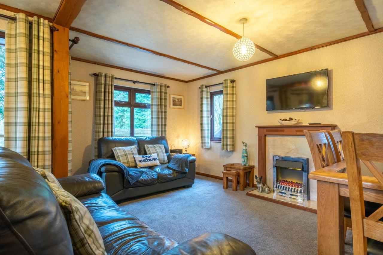 Woodland Retreat - White Cross Bay Holiday home