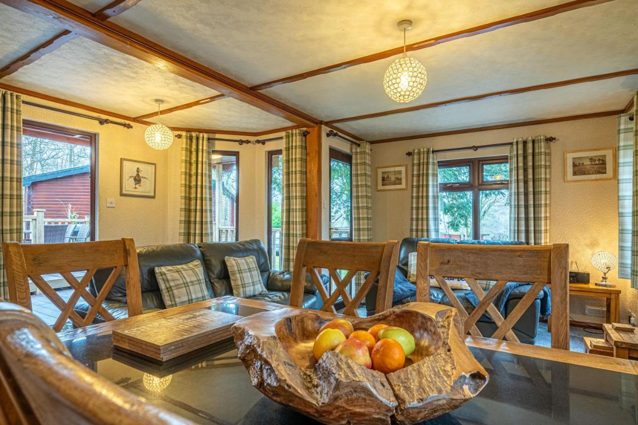 Woodland Retreat - White Cross Bay Windermere