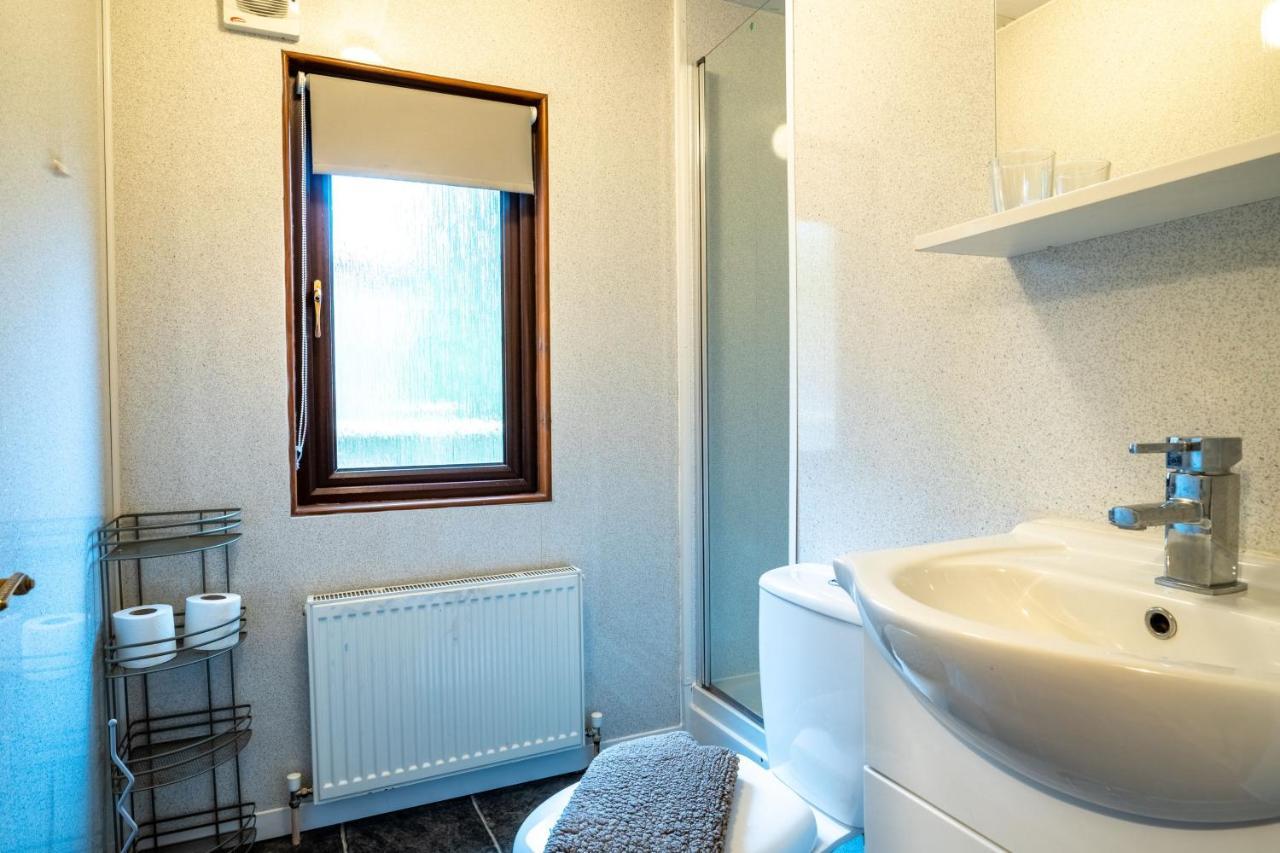 Woodland Retreat - White Cross Bay Holiday home *