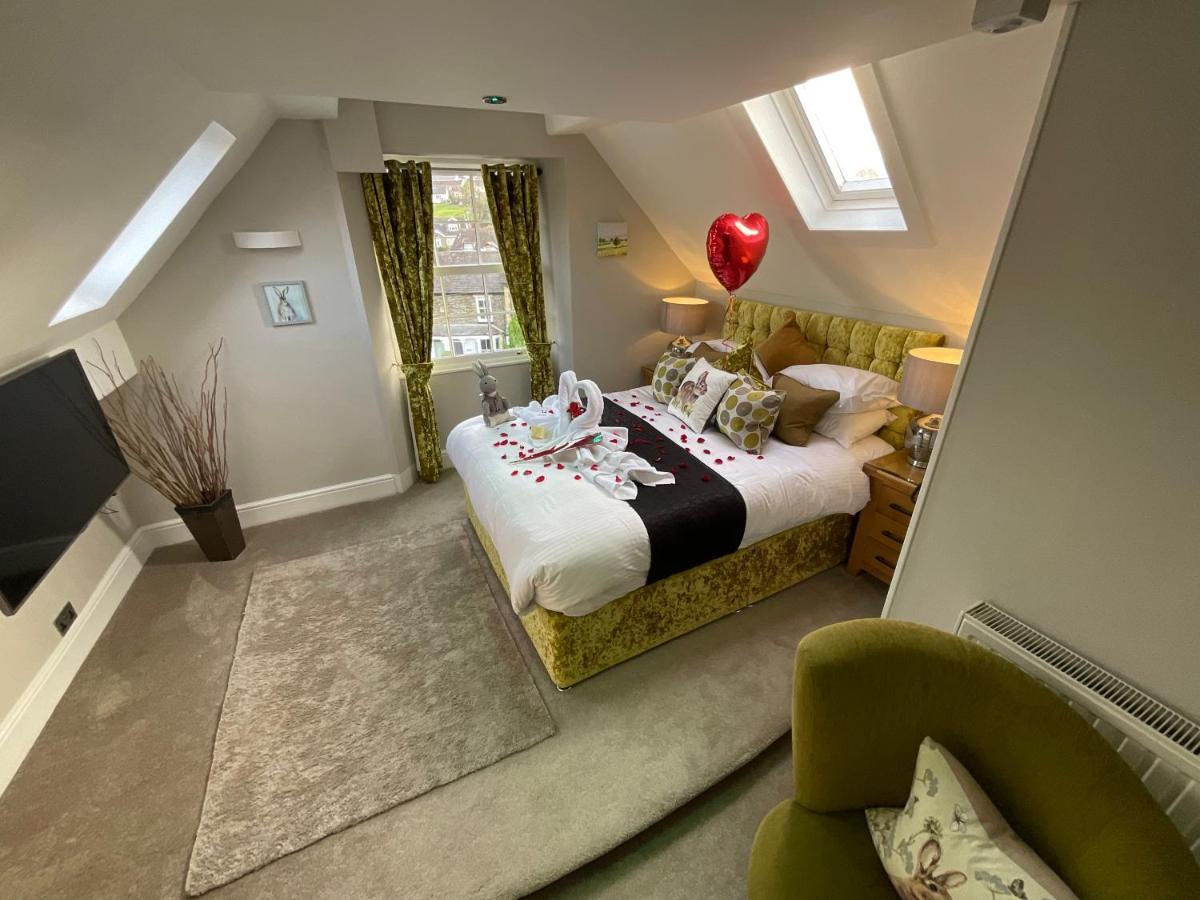 Boutique & Hot Tubs Hotel