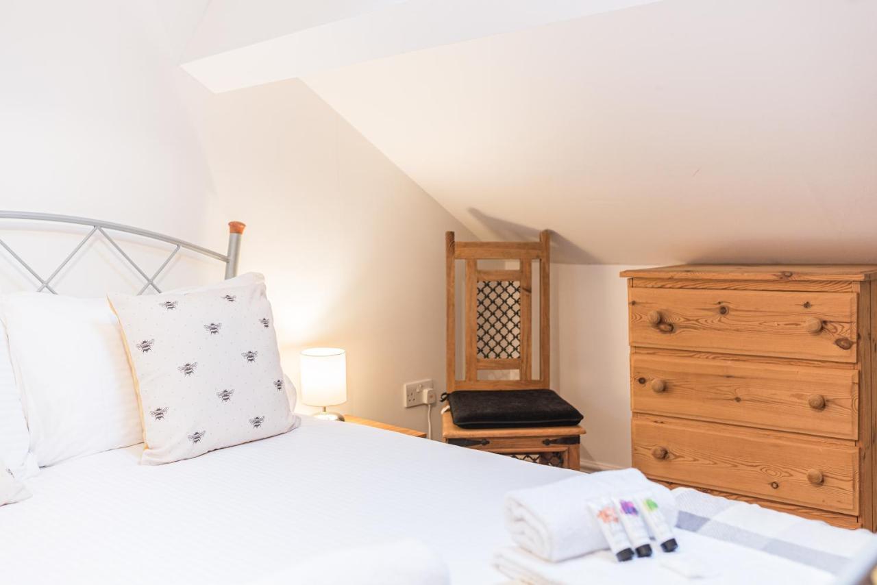 Pass The Keys Cosy Victorian Family In * Windermere