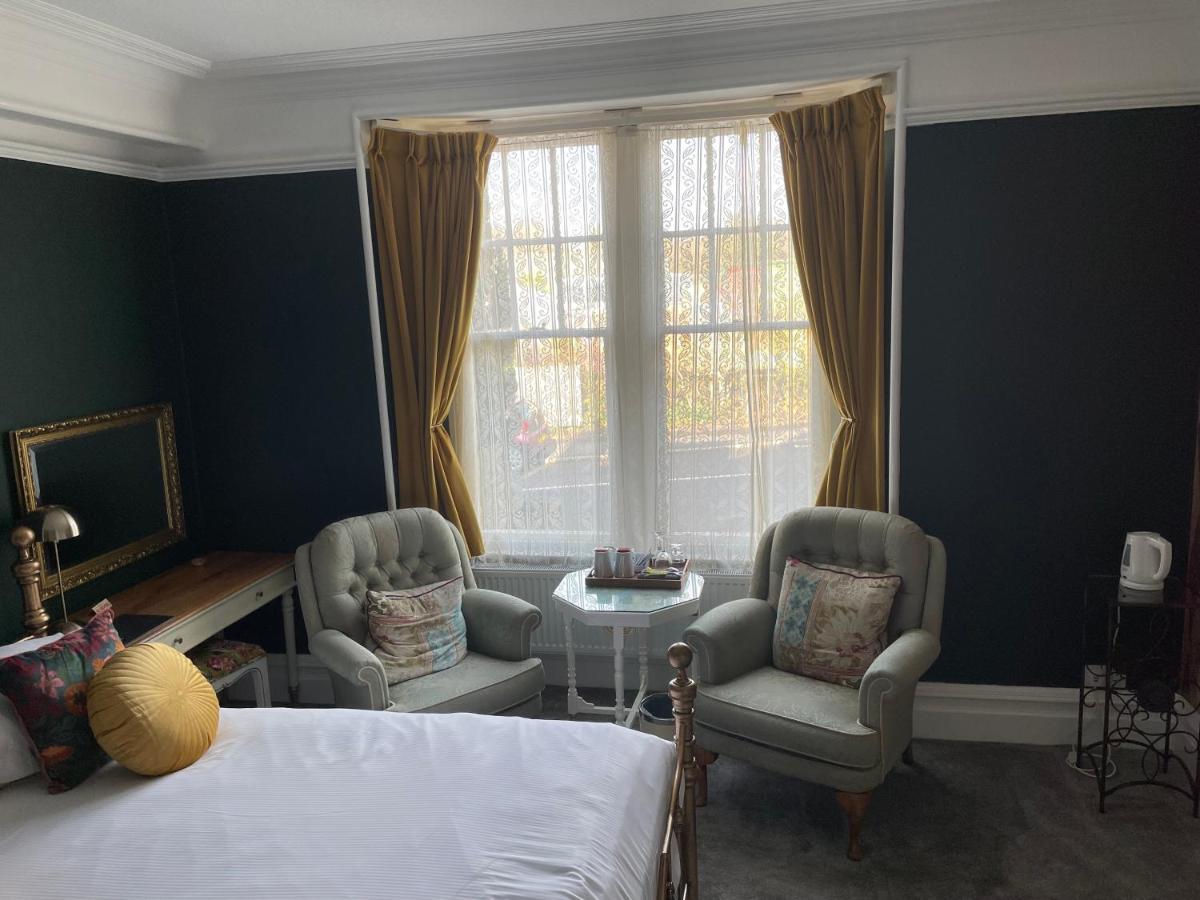 Kirkwood Guest house