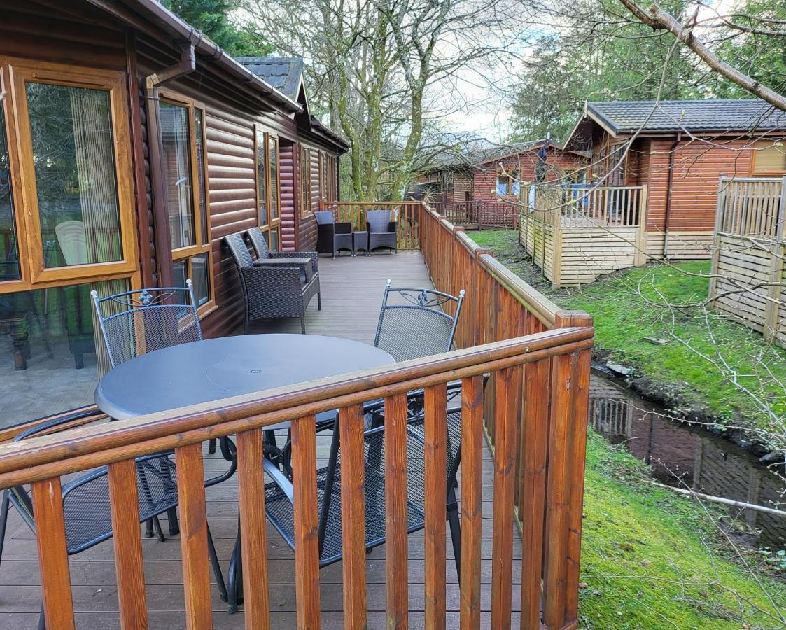 Cheerful 3 Bedroom At White Cross Bay Holiday home Windermere