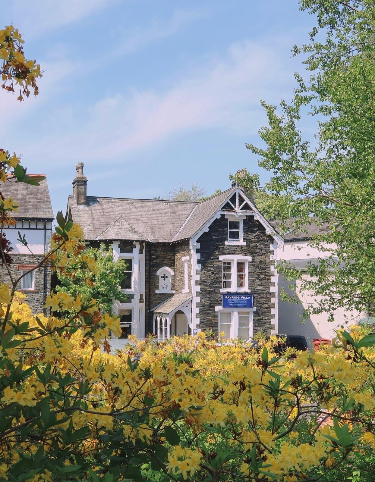 Villa Rayrigg At