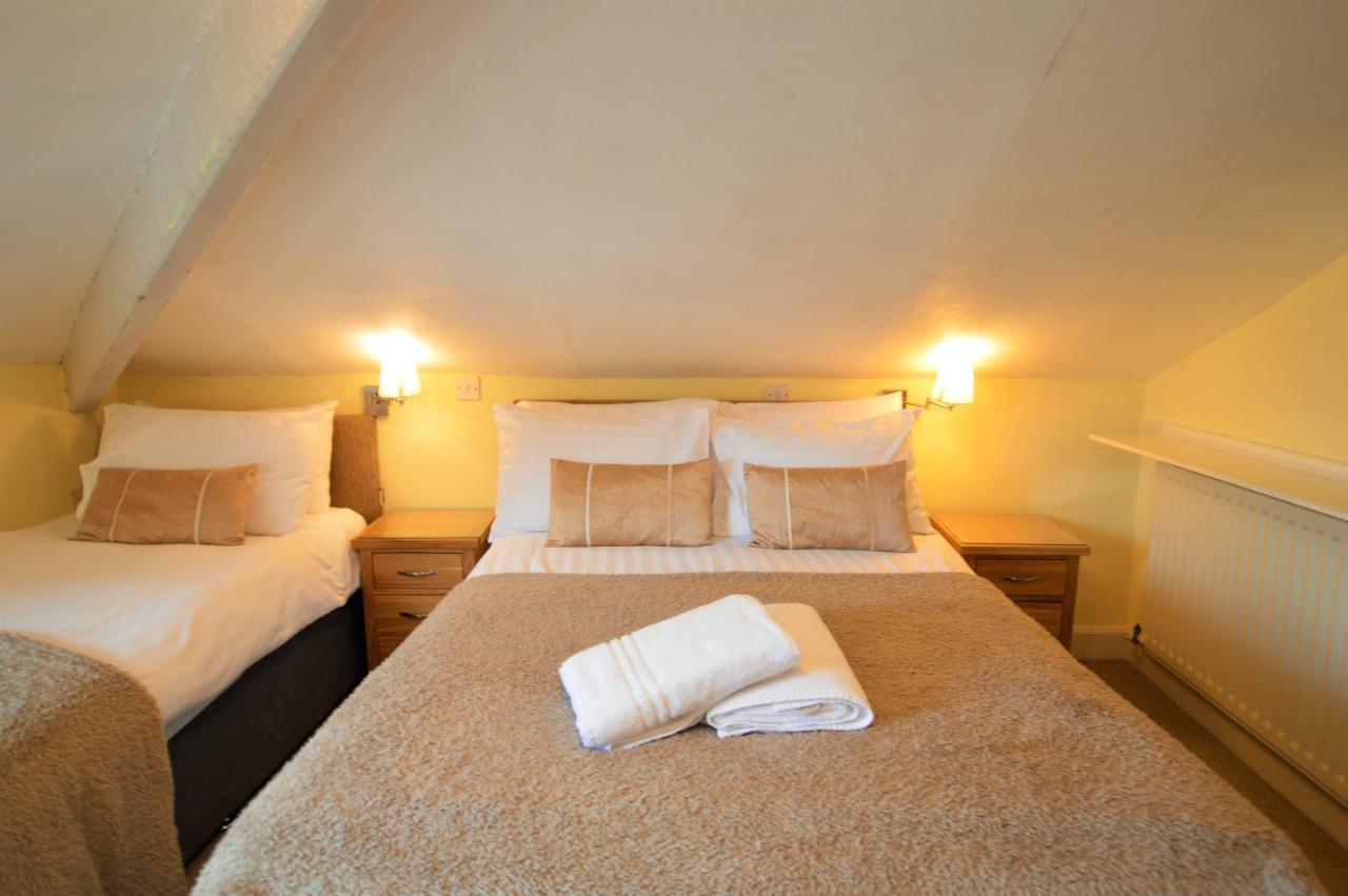 Seasons Bed & Breakfast 4*