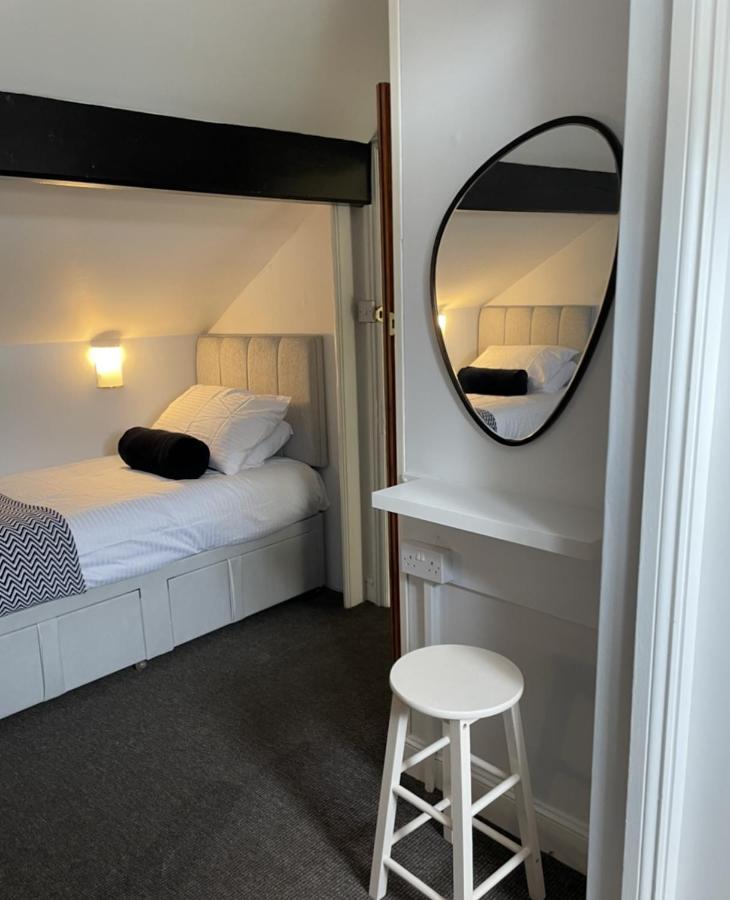 The Dozy Deer (adults Only) Guest house