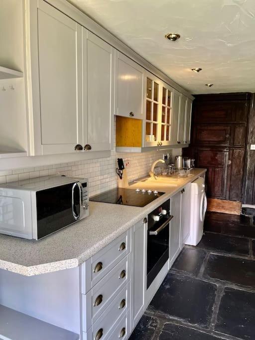 Apartment The Old Post Office, Cosy Grade Ii Listed 2 Bed
