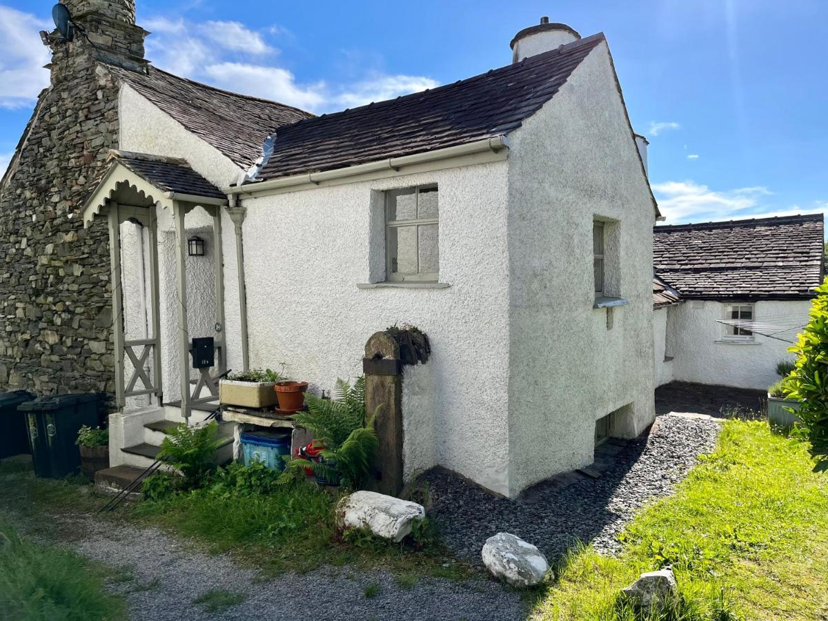 Quirky Cottage, Cosy Grade Ii Listed 2 Bed Troutbeck Bridge Apartment