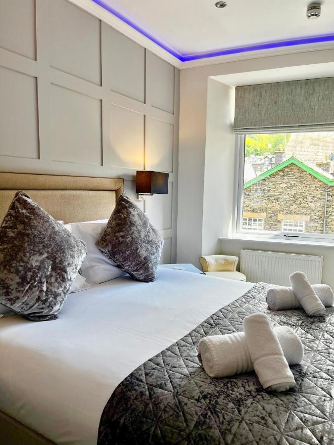 The Mews Boutique Deluxe Apartments, Sleep 2-6 People , Central Location, Free Parking * Windermere