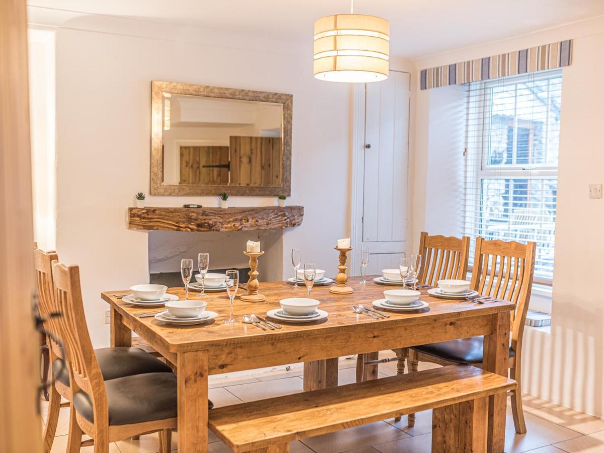 Pass The Keys Cosy Victorian Family In Holiday home *
