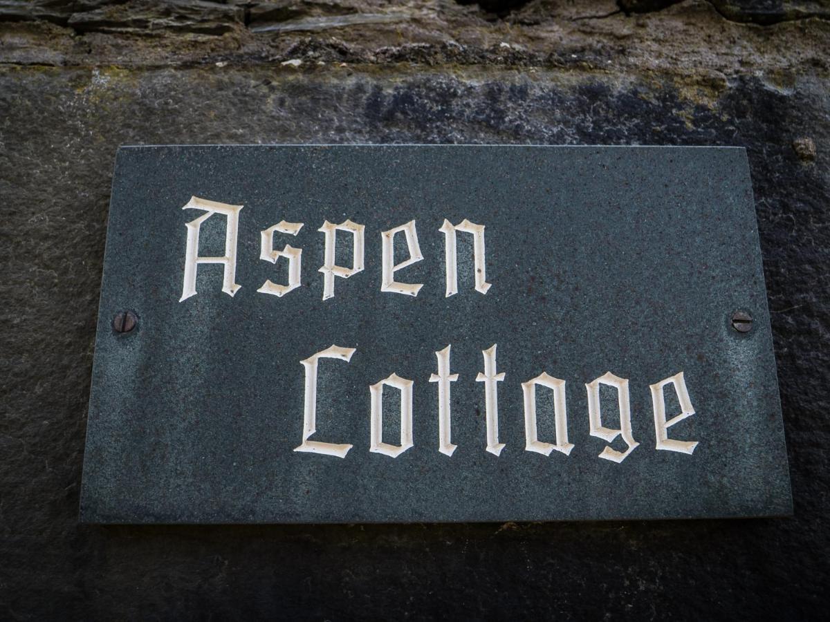 Pass The Keys Cosy Victorian Family In * Windermere