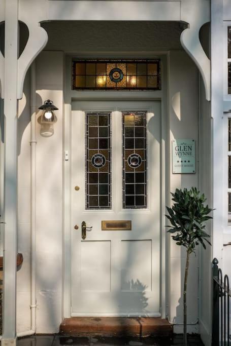 Apartment Glen Wynne: Pet-friendly With Health Club Access