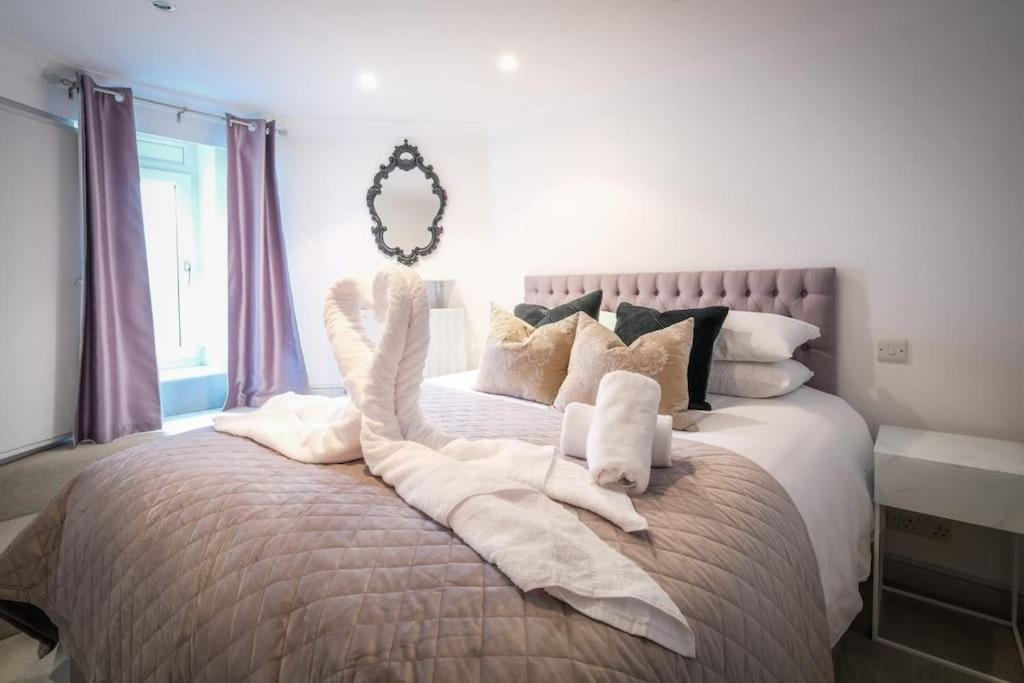 Glen Wynne: Pet-friendly With Health Club Access Apartment *
