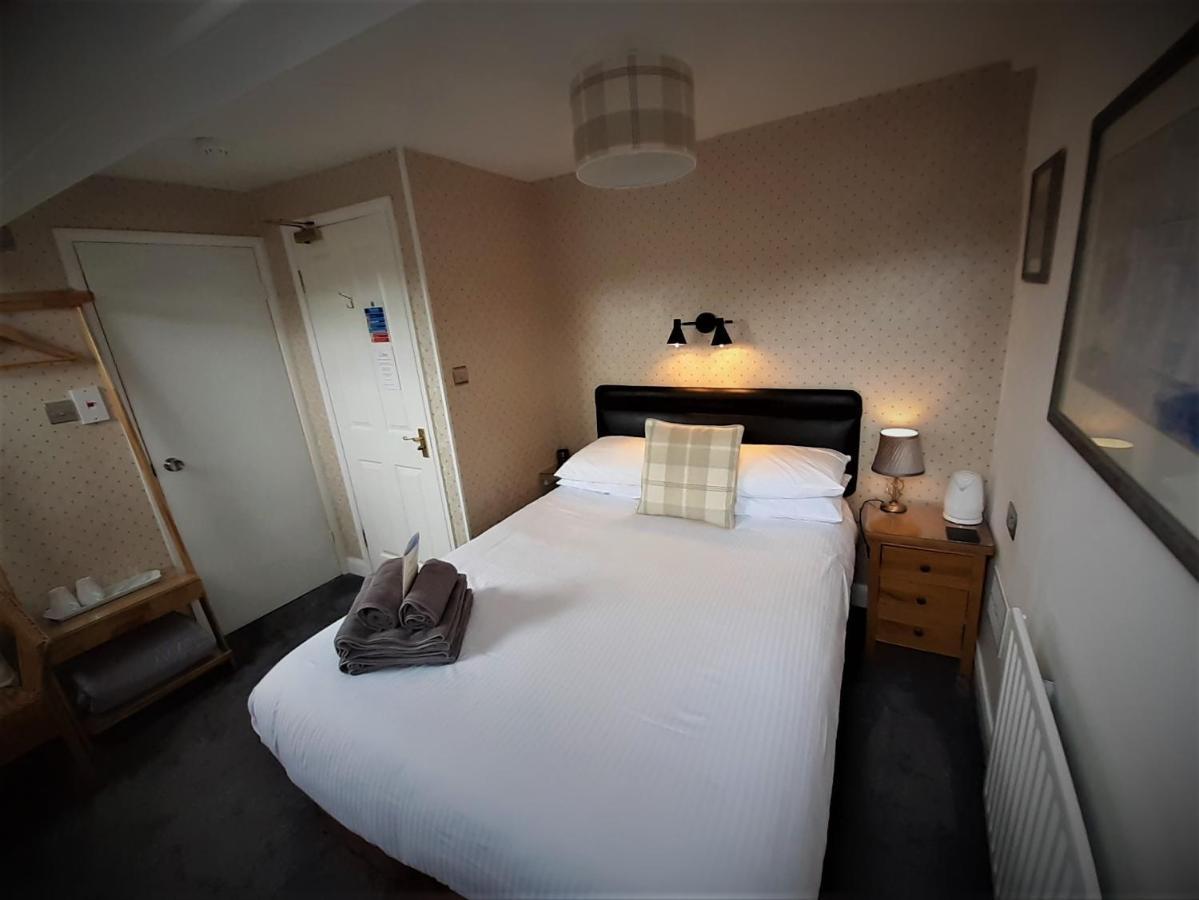 Brook House ― Free On-site Car Park Acomodação com café da manhã  Windermere
