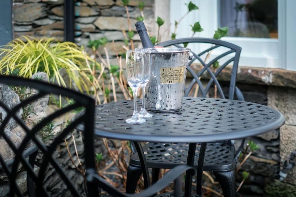 Glen Wynne: Pet-friendly With Health Club Access Apartment *