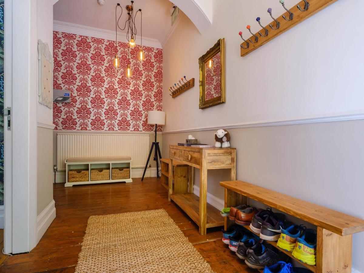 Rosemount Boutique *