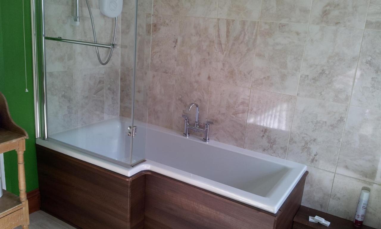 Bed & Breakfast College House 4*