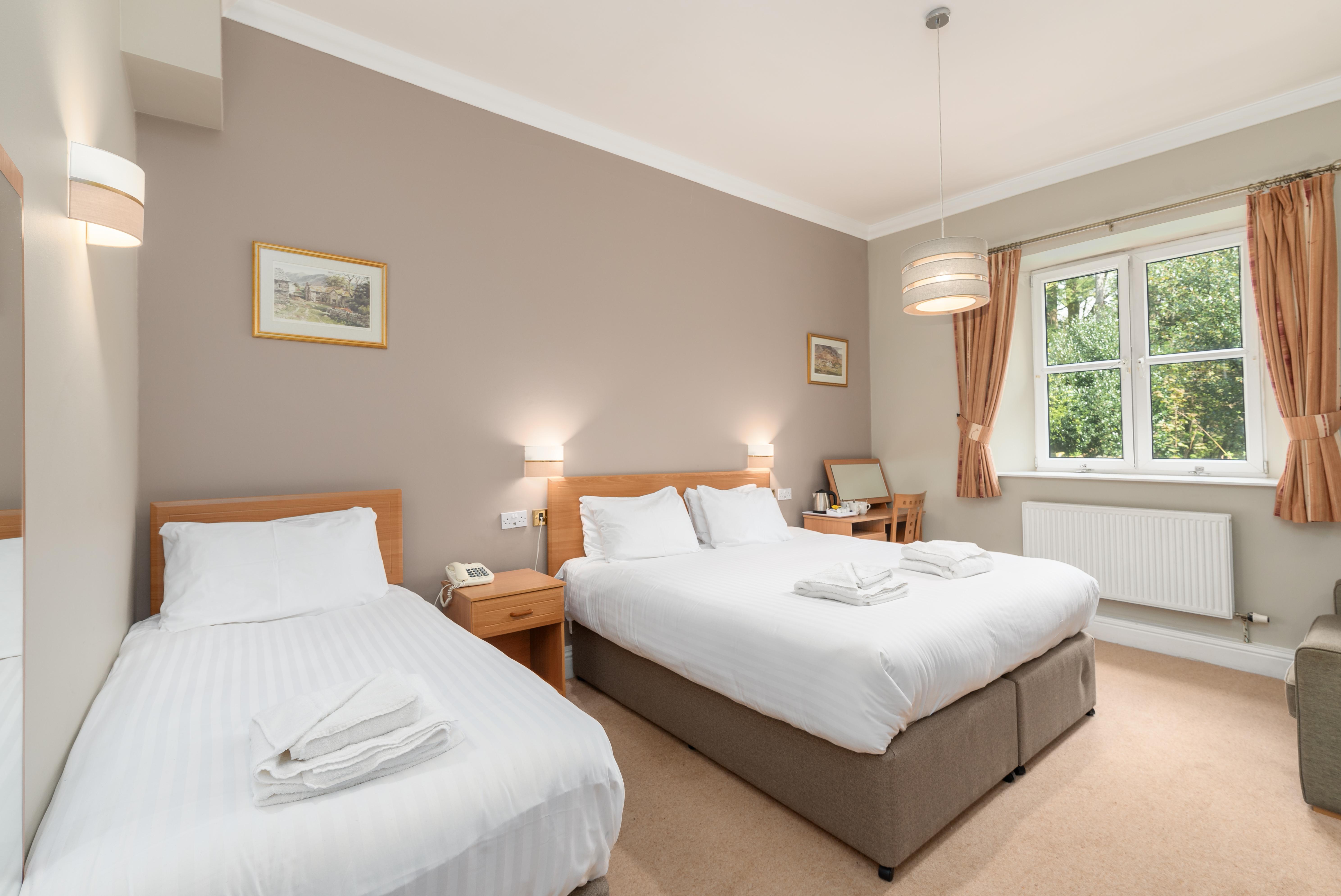 Manor Hotel