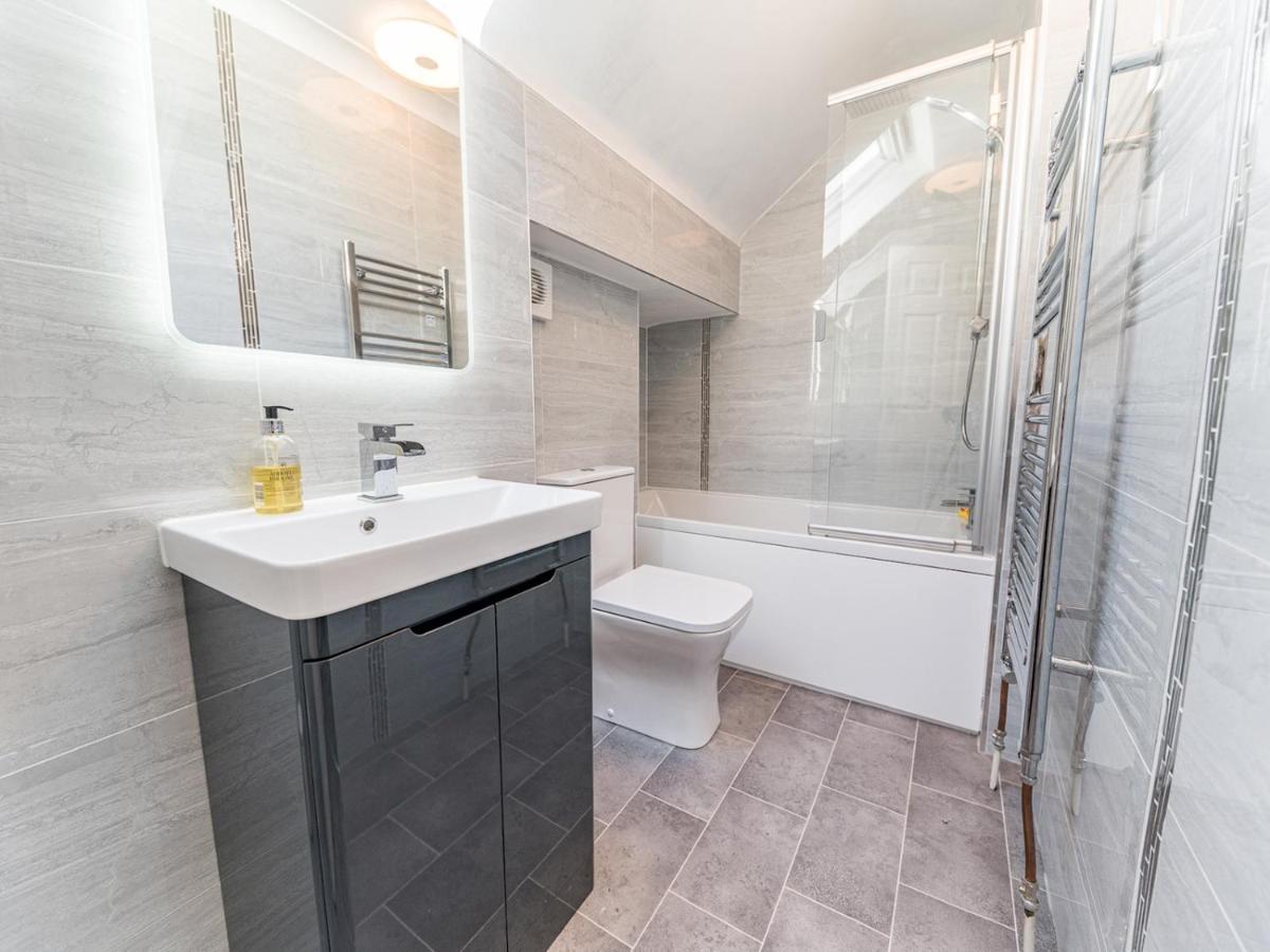 Holiday home Pass The Keys Two Bed With Parking Near Bowness Centre Windermere