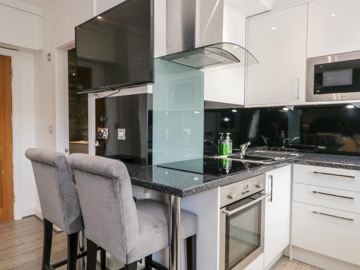 Bowness Apartment *