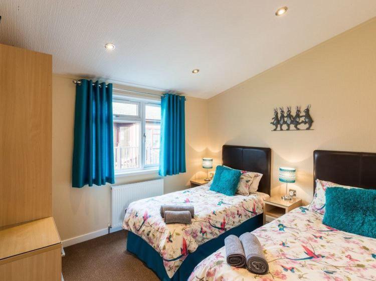 Retreat - White Cross Bay Chalet *