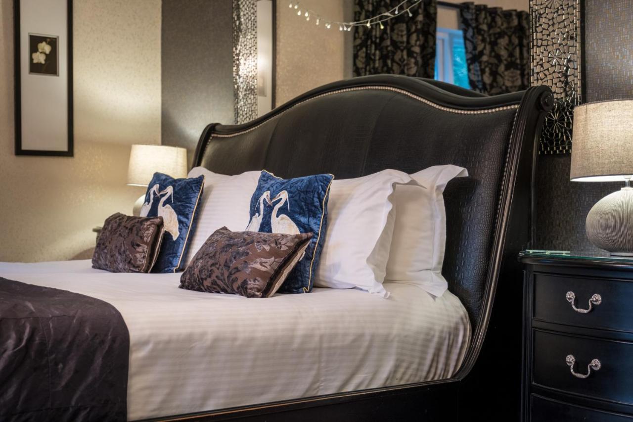 The Howbeck & The Retreat Incl Off-site Health Club And Parking Ev Point Available Guest house