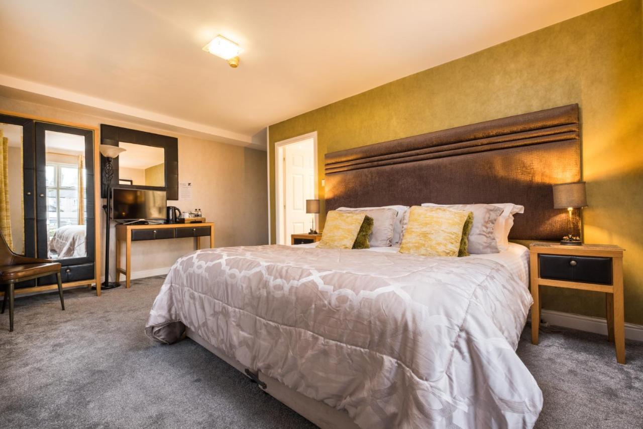 The Howbeck & The Retreat Incl Off-site Health Club And Parking Ev Point Available Guest house