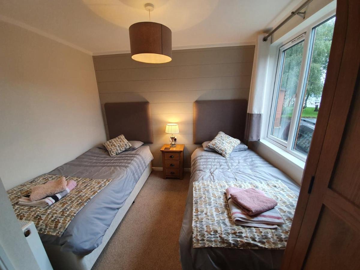 Holiday home Jaw-dropping With Hot Tub On *