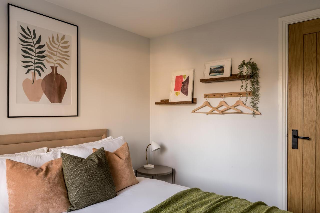 No. 5 The Court-with Free Parking Apartment *
