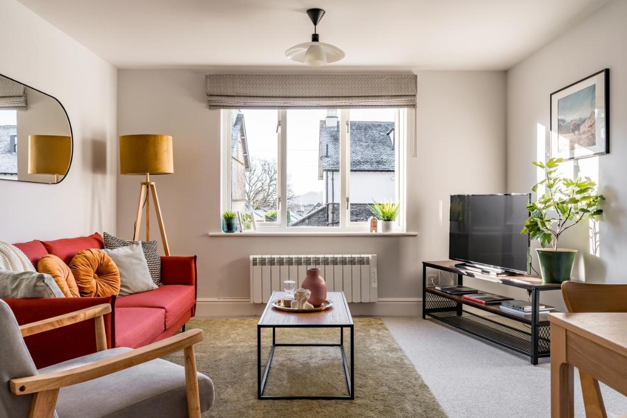 No. 5 The Court-with Free Parking Apartment *