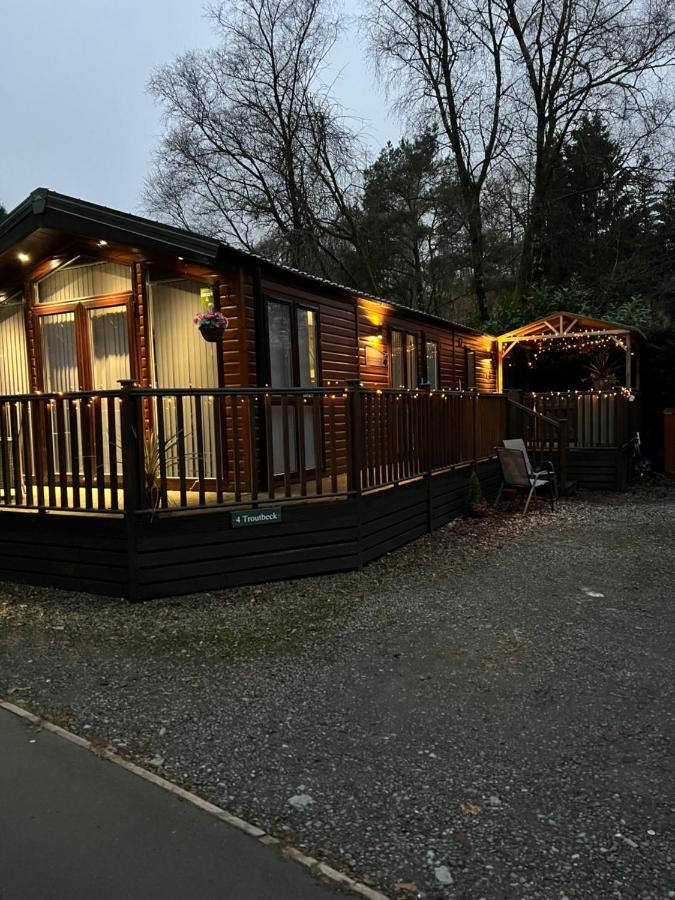 Troutbeck Hot Tub 4 Holiday park *